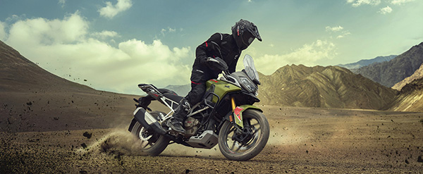 TVS Apache RTX adventure ride