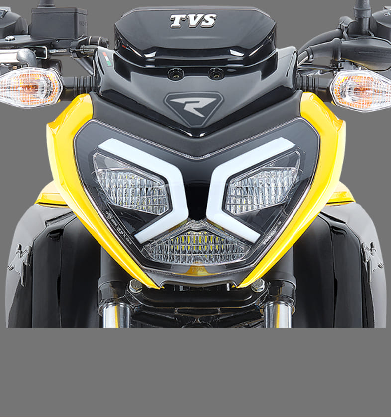 Poweful LED headlamp of Apache Raider sports motorcycles