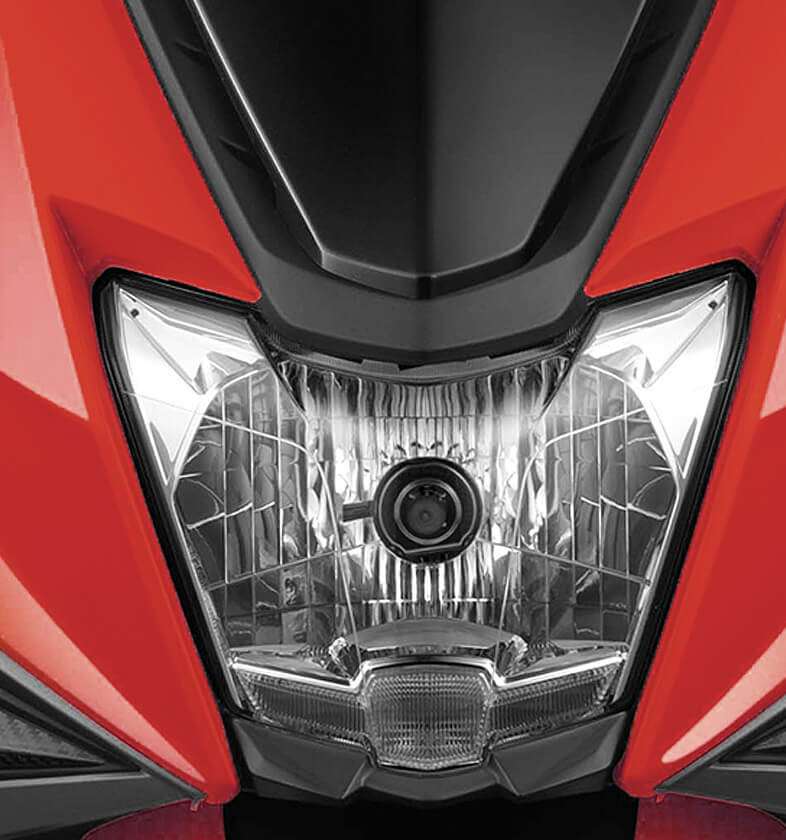 Únicos faros delanteros de gran potencia de la motoneta TVS Ntorq de dos ruedas