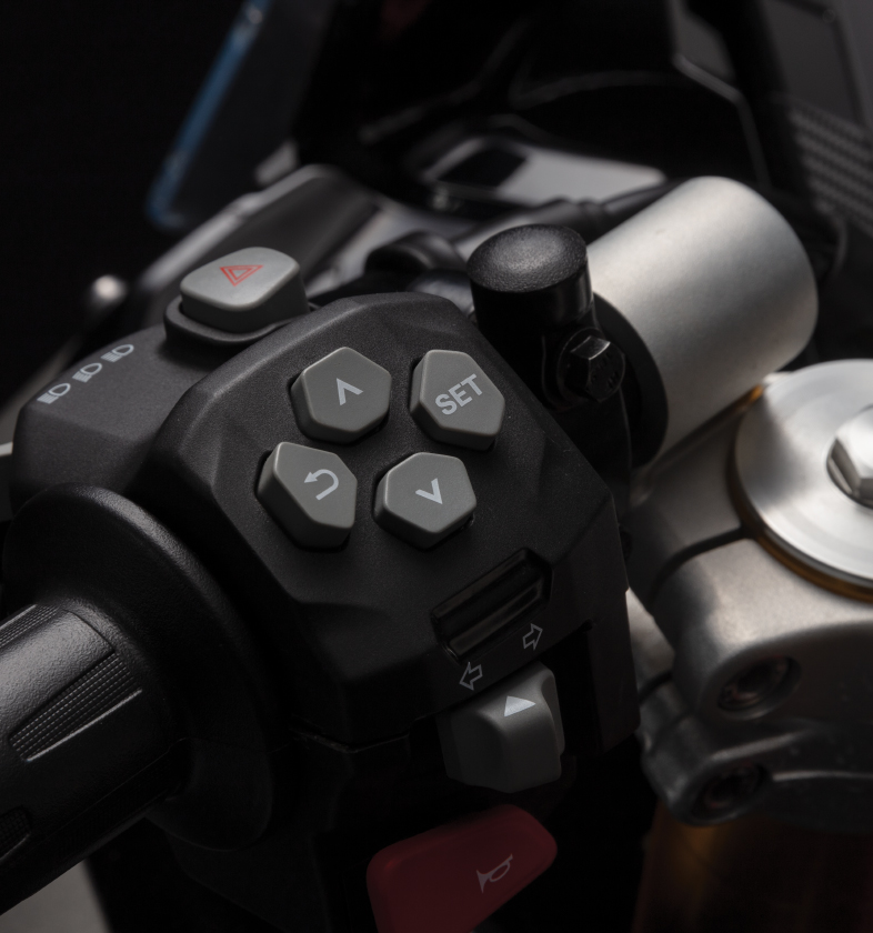 Electronic throttle control of apache RR 310 sports motorcycle